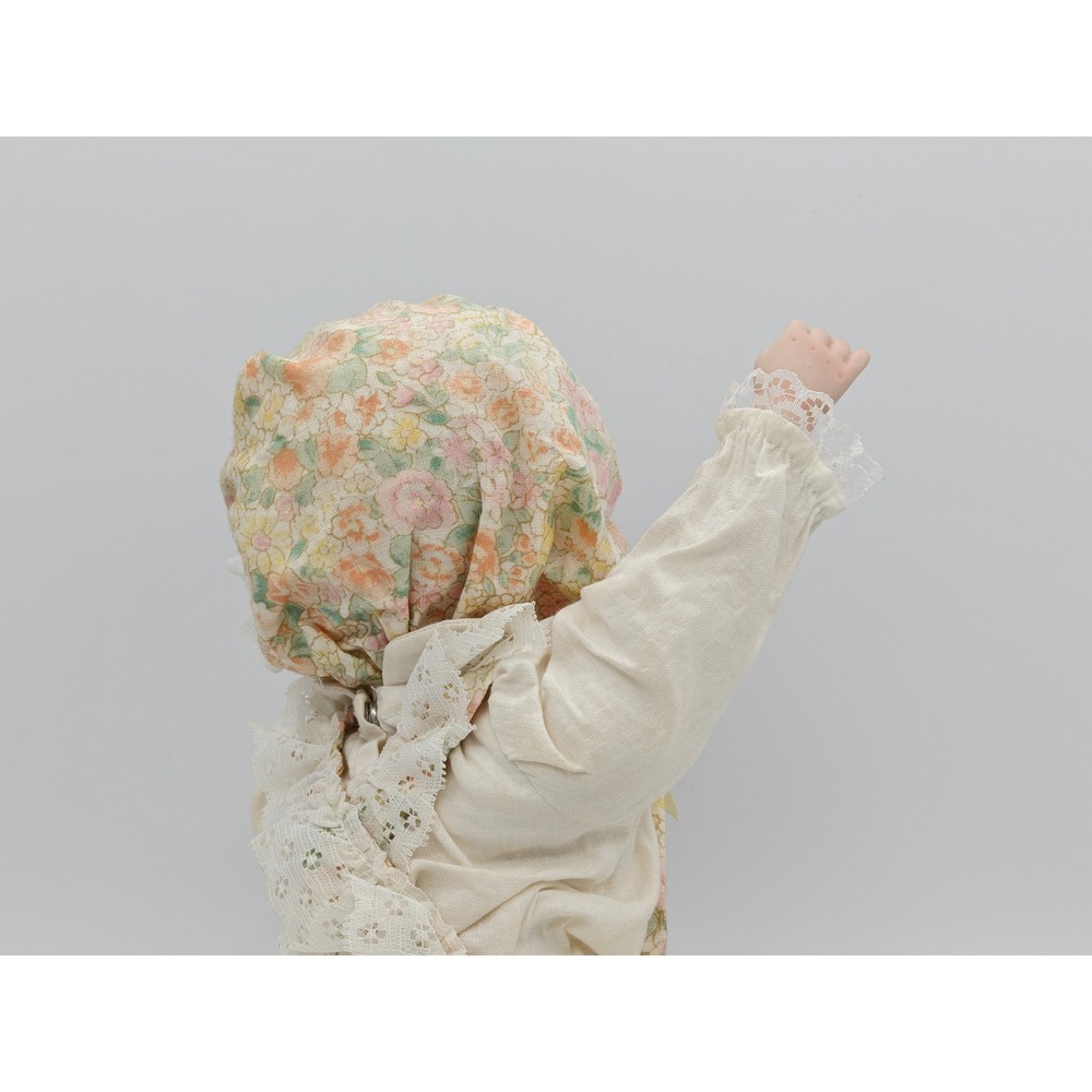 Vintage Porcelain Baby Doll Floral Lace Romper Bonnet Blue Eyes Cottagecore - Picture 5 of 7